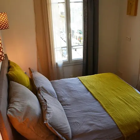 Be Our Guests In Port Bonaparte Apartment Nice